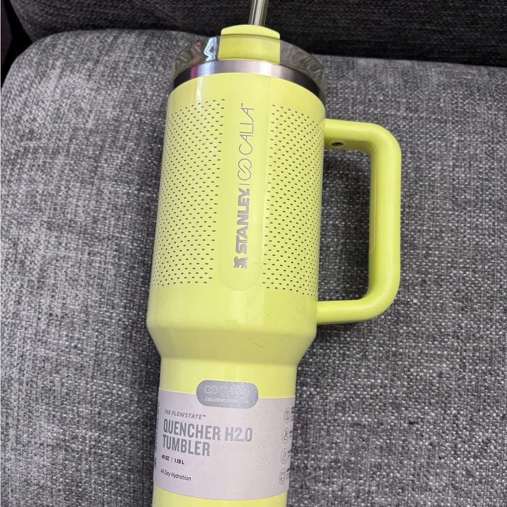 Stanley Calia special edition Bright Lime Quencher 40oz Tumbler with Silver Logo